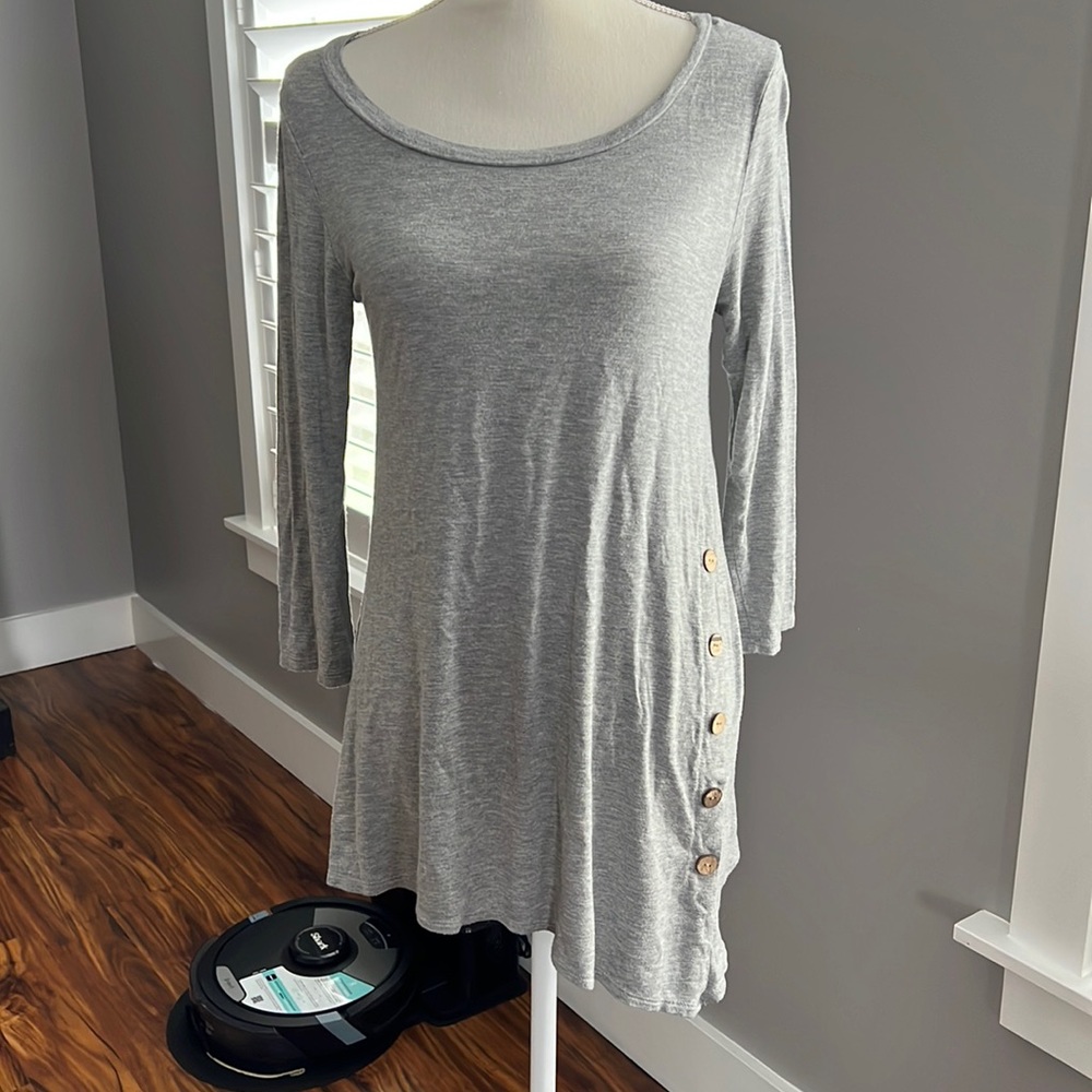 3/4 length sleeve tunic